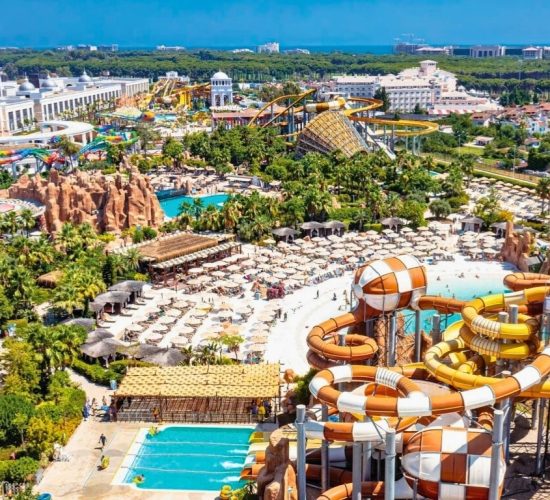 تذاكر أرض الأساطير