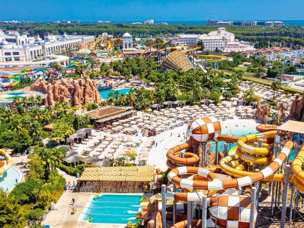 تذاكر أرض الأساطير تذاكر أرض الأساطير