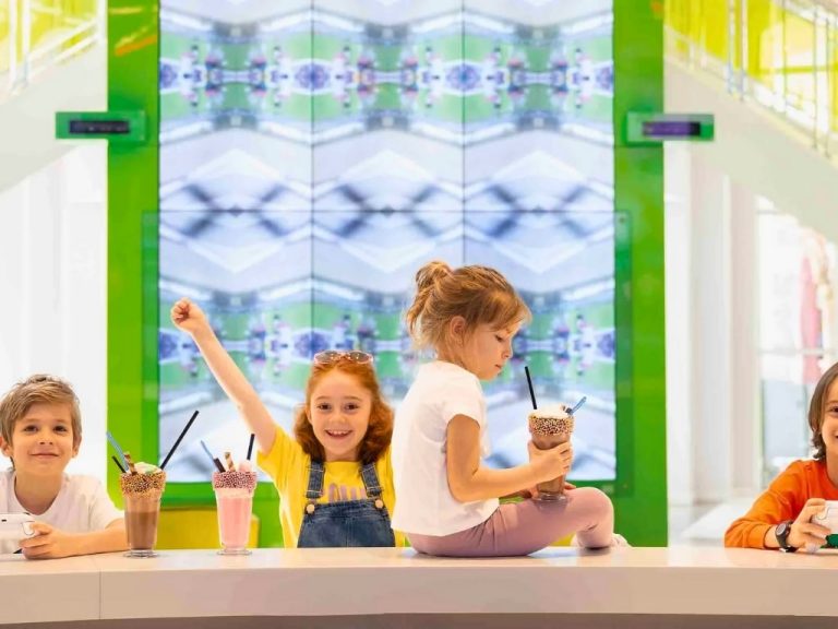 بار نيسا – فندق كينغدوم