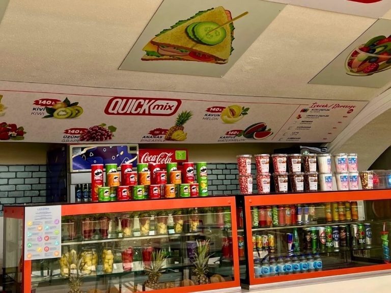 مقهى ومطعم كويك ميكس – منتزه ترفيهي